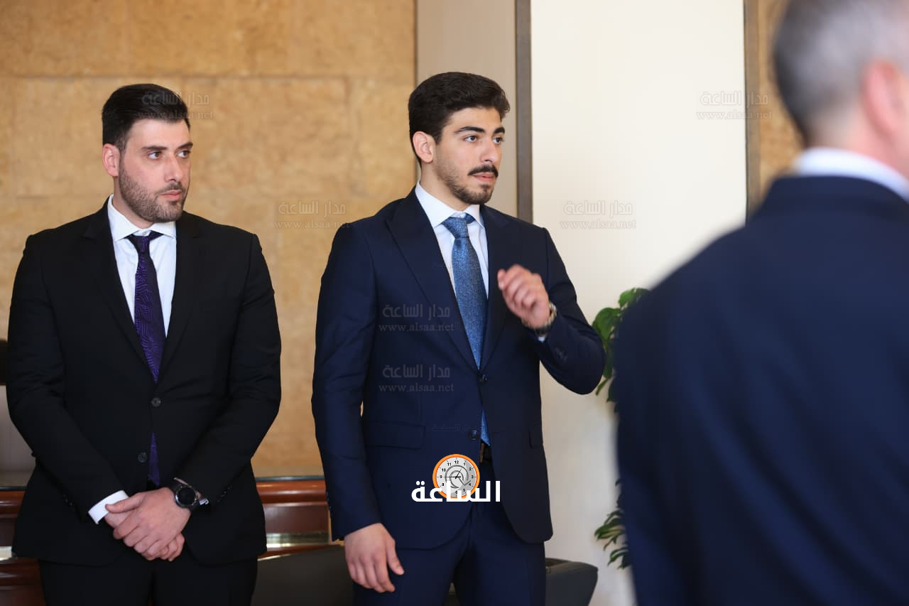 Madar Al-Saa Images 0.9099172250617883