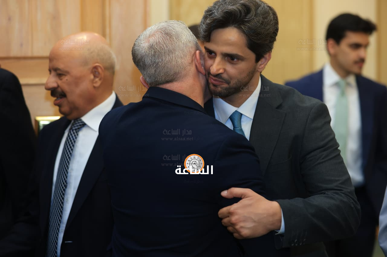 Madar Al-Saa Images 0.7799648369556397