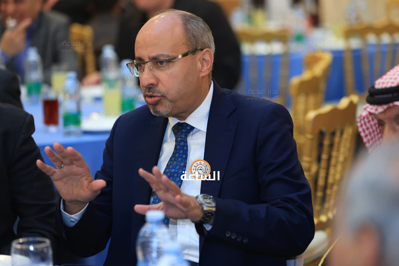 Madar Al-Saa Images 0.00866775942302589