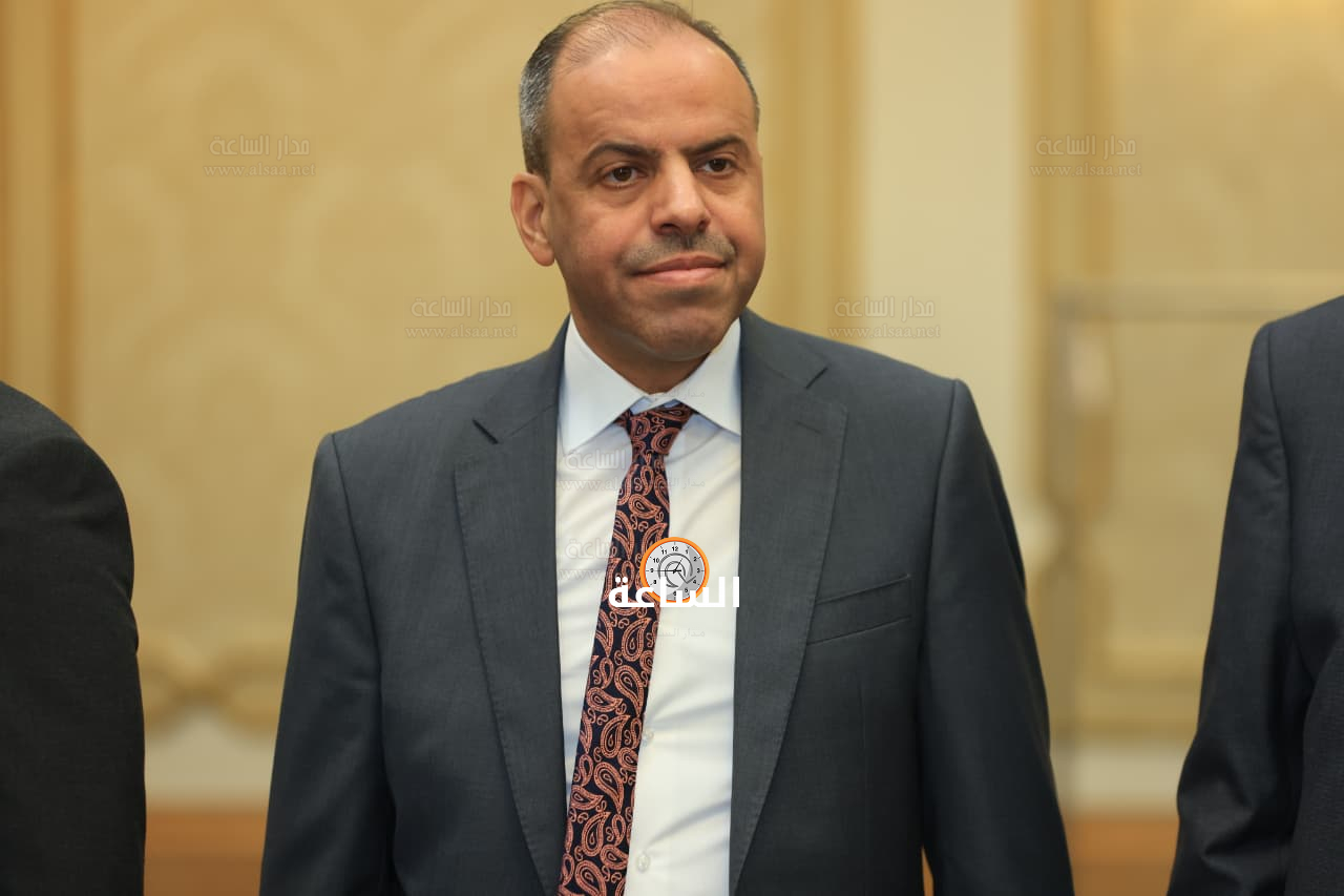 Madar Al-Saa Images 0.4080583246599023