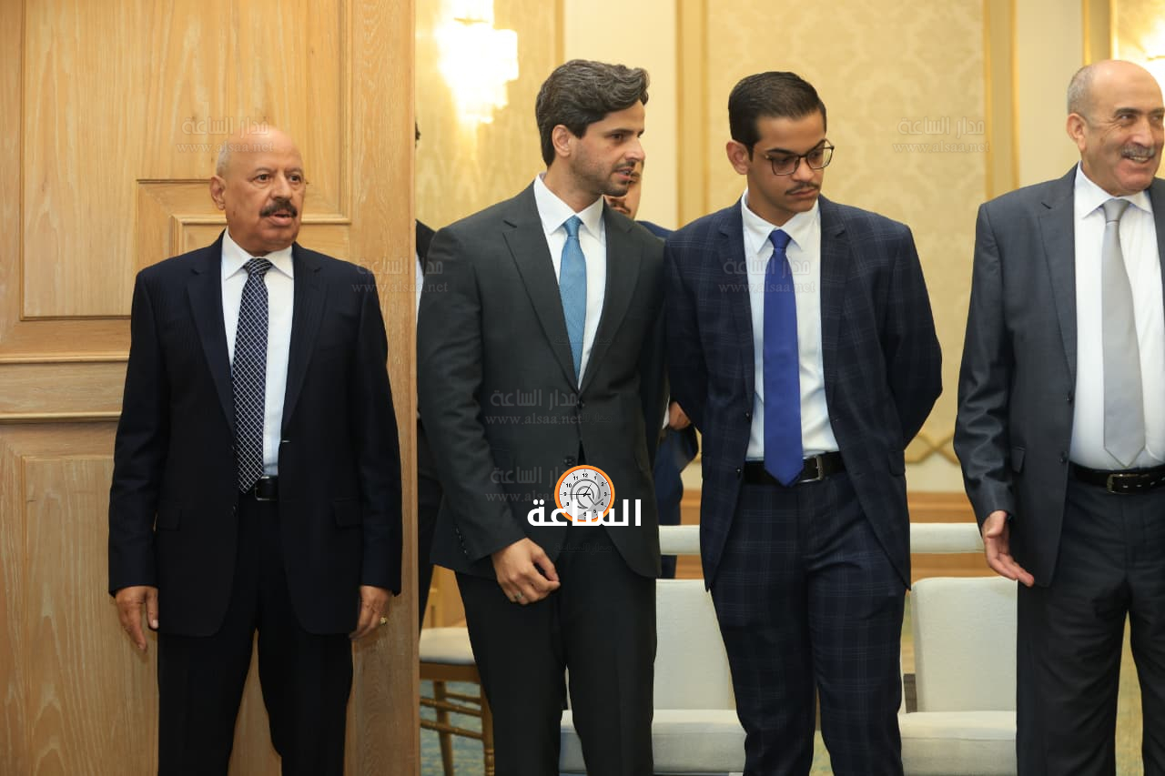 Madar Al-Saa Images 0.450285120637957