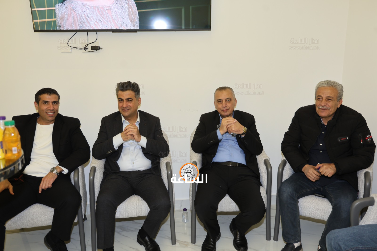 Madar Al-Saa Images 0.01864564953089809