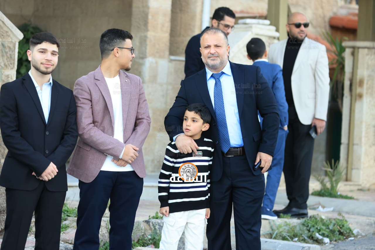 Madar Al-Saa Images 0.18035322525468844