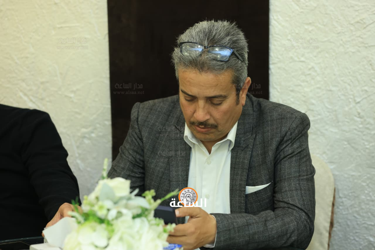 Madar Al-Saa Images 0.478134809692365