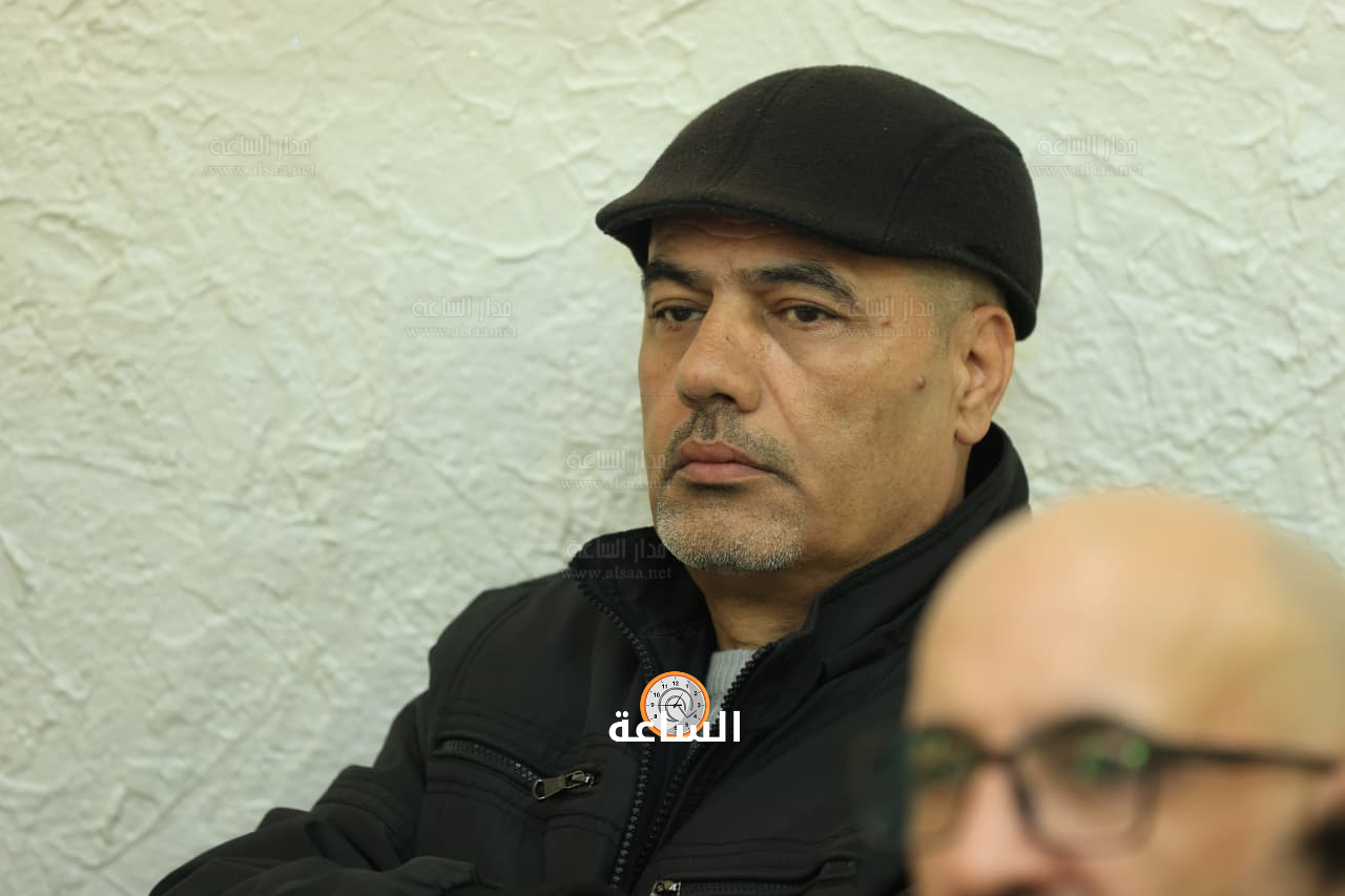 Madar Al-Saa Images 0.3813487802908143