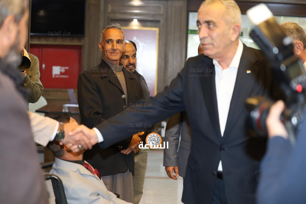 Madar Al-Saa Images 0.12190985397951515