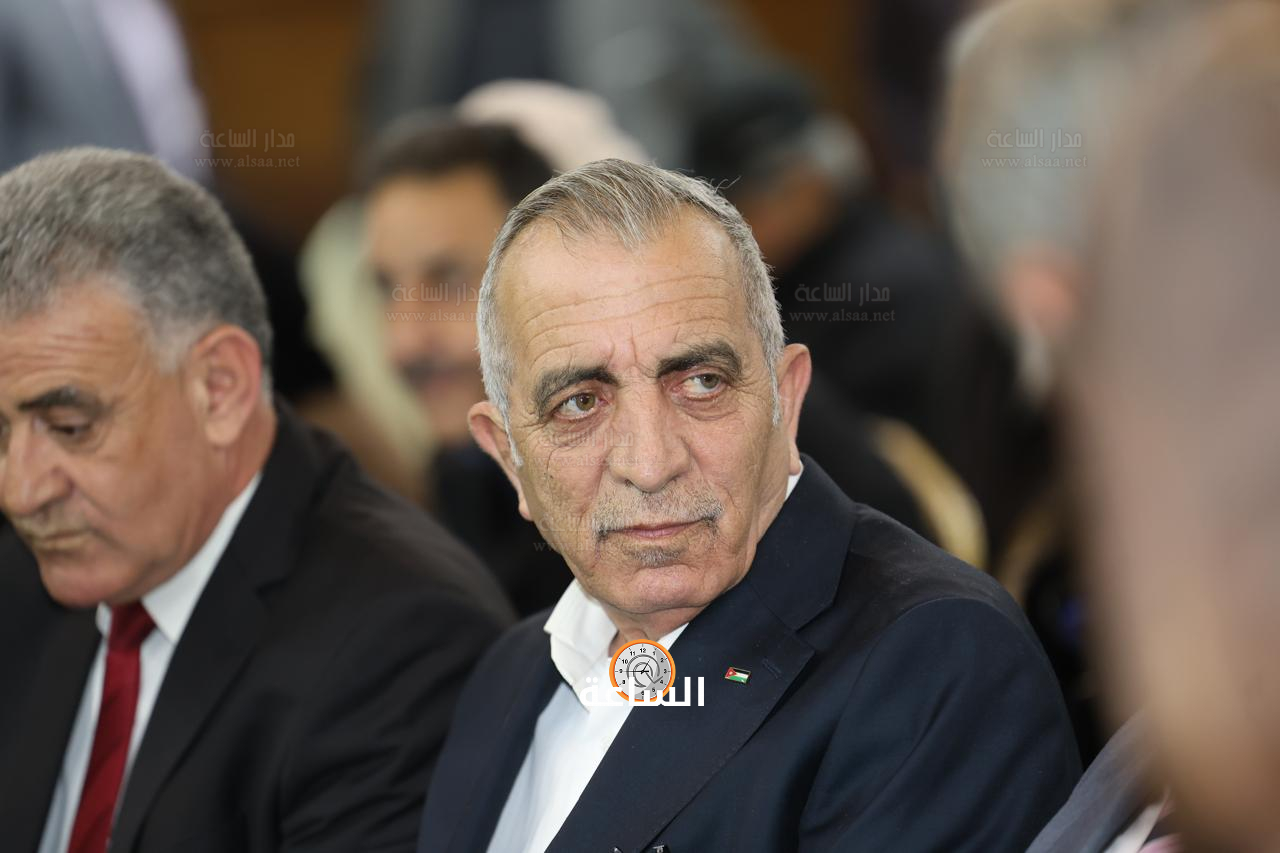 Madar Al-Saa Images 0.050563056898349834