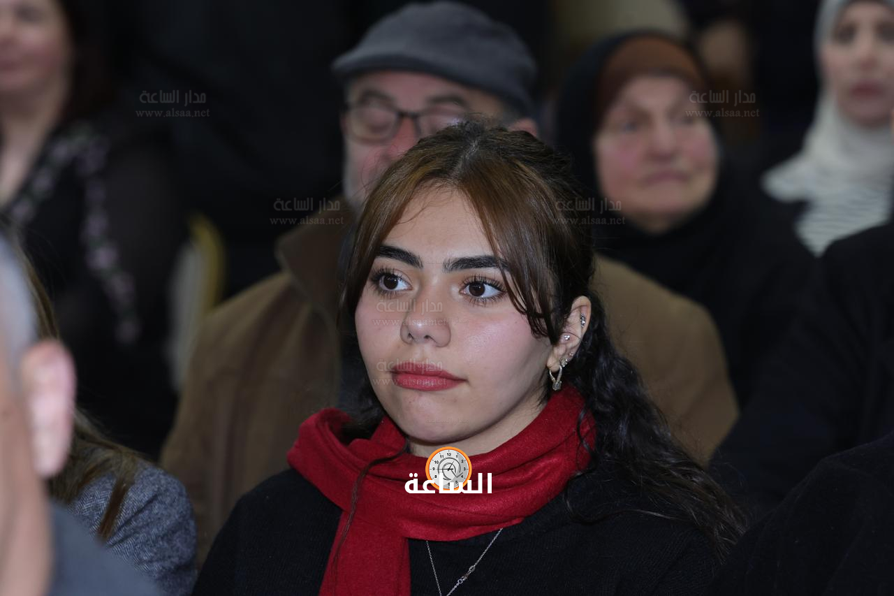 Madar Al-Saa Images 0.15888939844618755