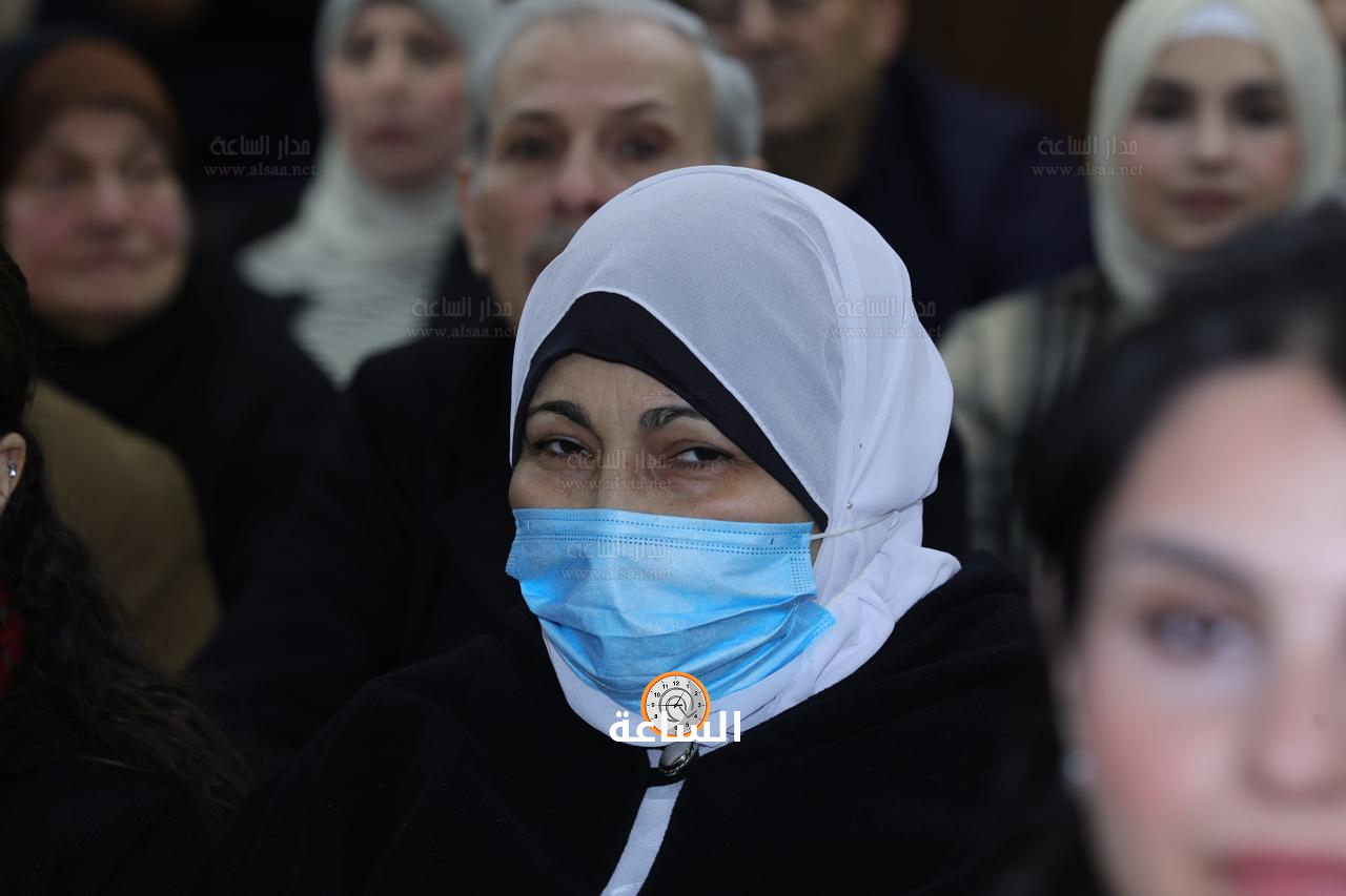 Madar Al-Saa Images 0.7632737784494382