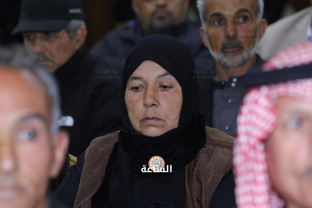 Madar Al-Saa Images 0.582327568345785