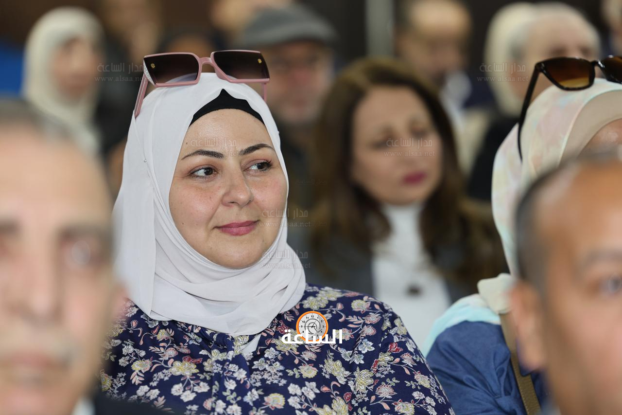 Madar Al-Saa Images 0.9185832446400066