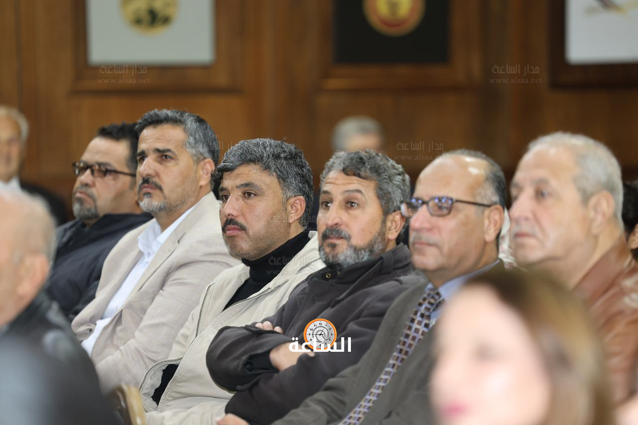 Madar Al-Saa Images 0.6071489595232192