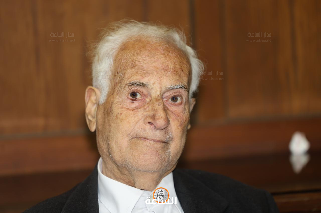 Madar Al-Saa Images 0.890218316776989