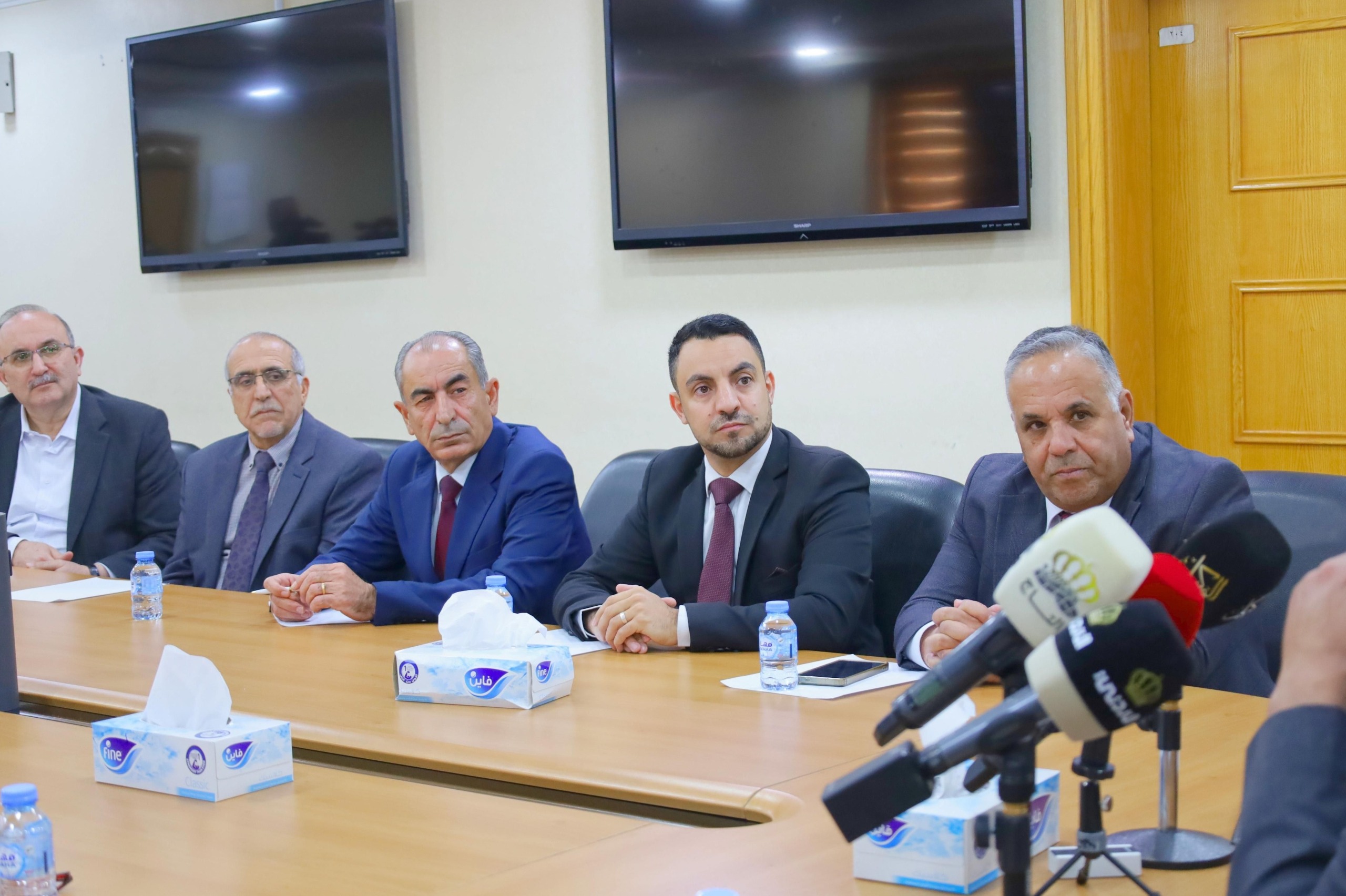 Madar Al-Saa Images 0.8908781961010765