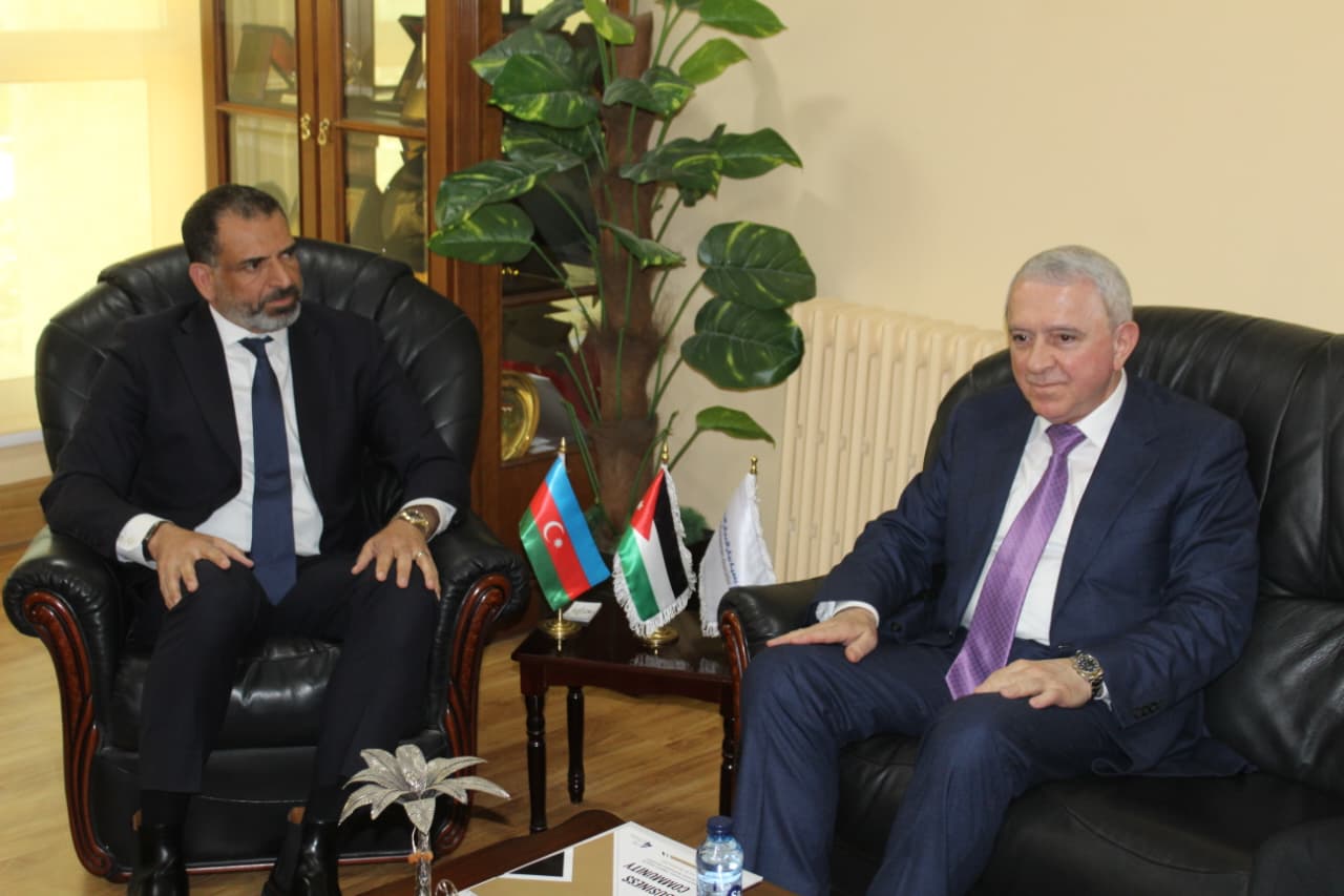 Madar Al-Saa Images 0.8007349251259475