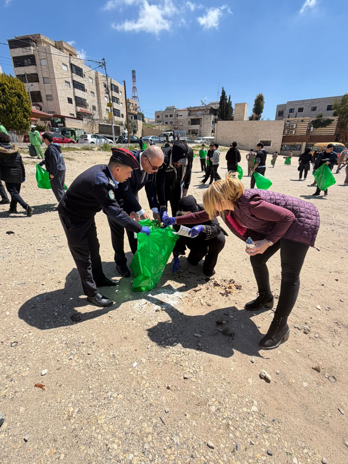 Madar Al-Saa Images 0.8838626886702606