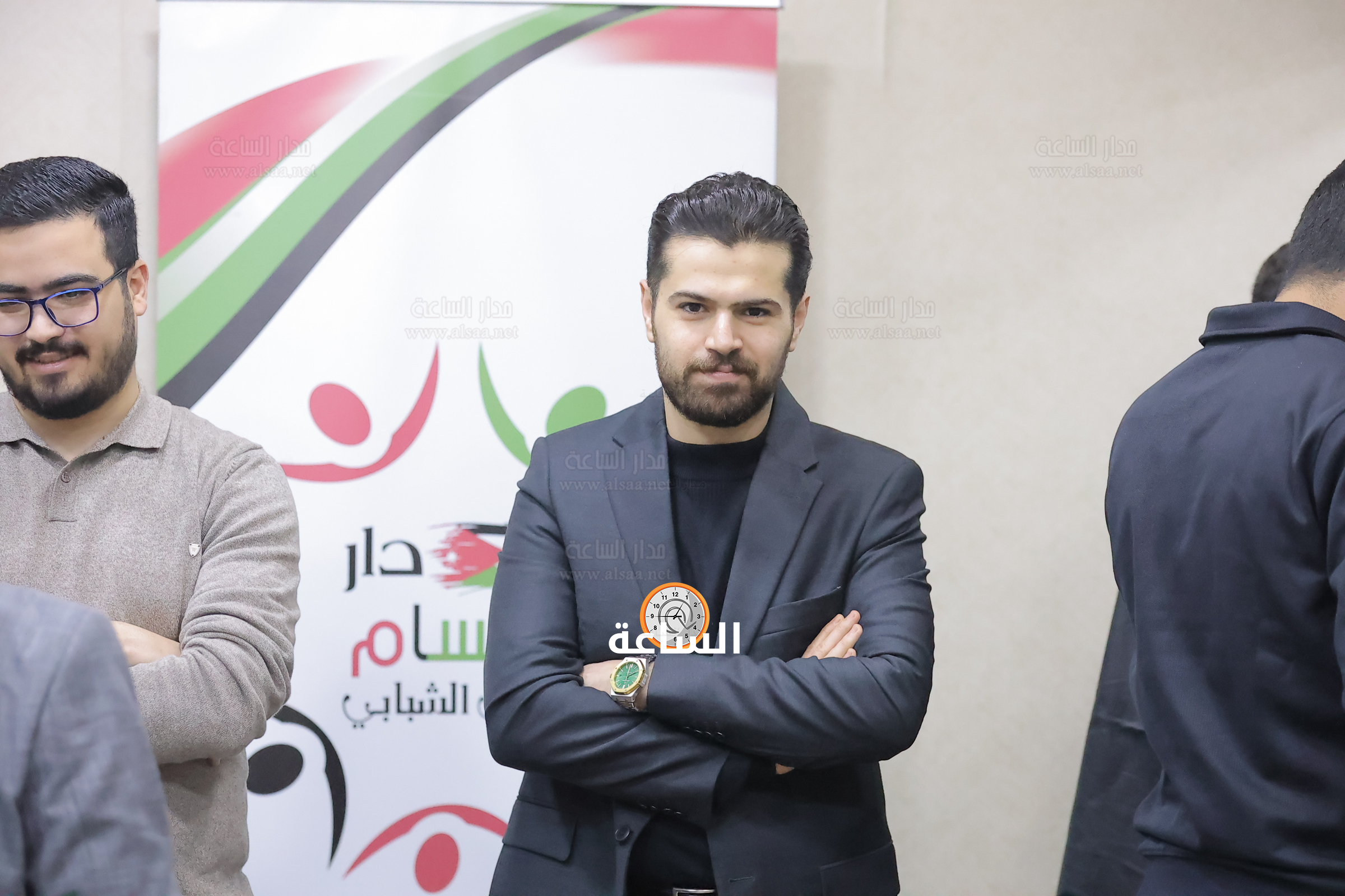 Madar Al-Saa Images 0.9192746085950082