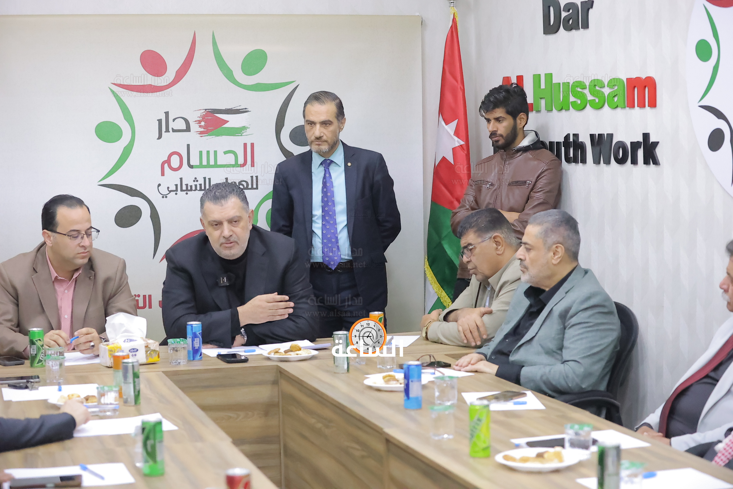 Madar Al-Saa Images 0.7276440213162249