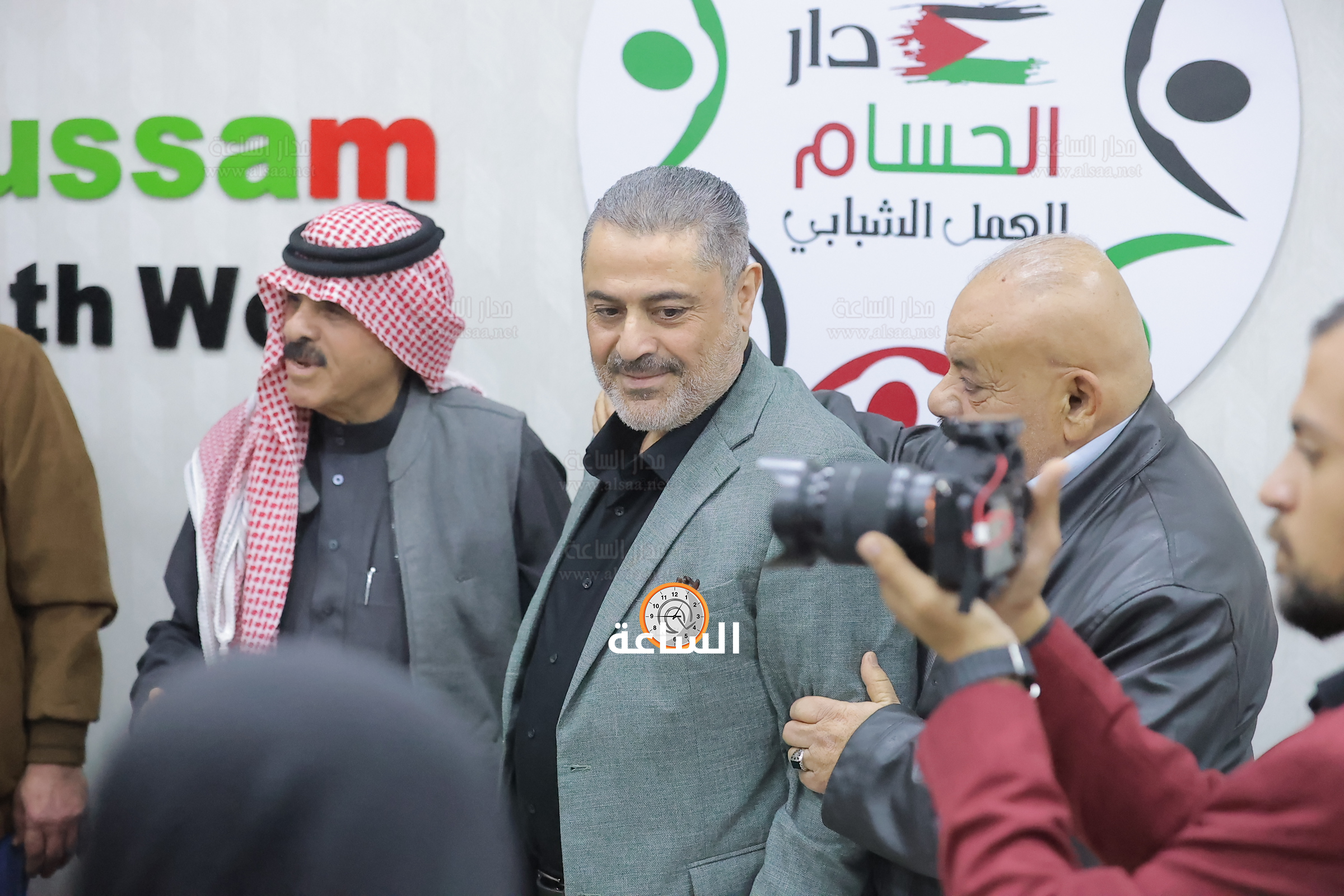 Madar Al-Saa Images 0.5747315452523201