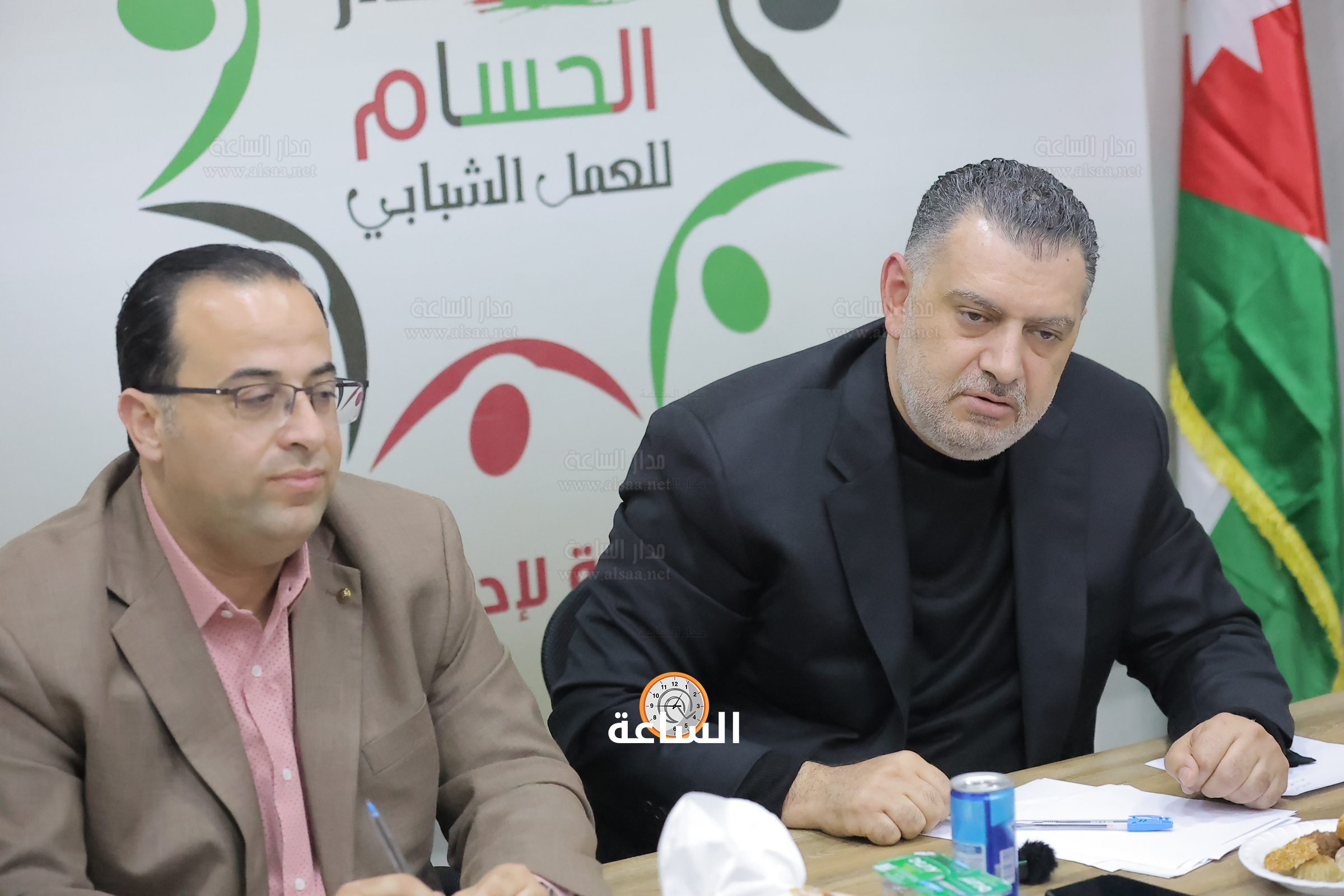 Madar Al-Saa Images 0.18124054664332845