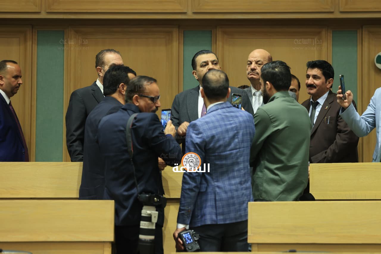 Madar Al-Saa Images 0.12167322397820235