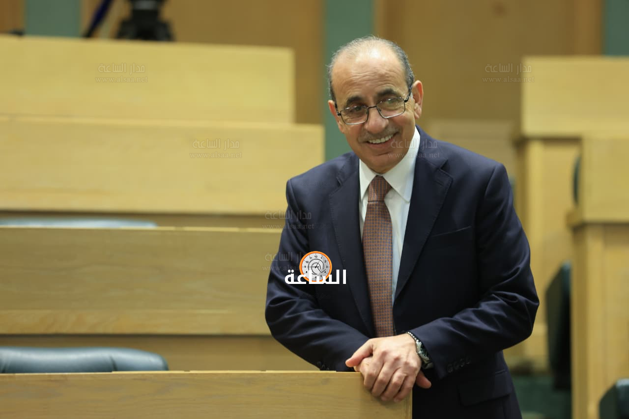 Madar Al-Saa Images 0.44202571885168784