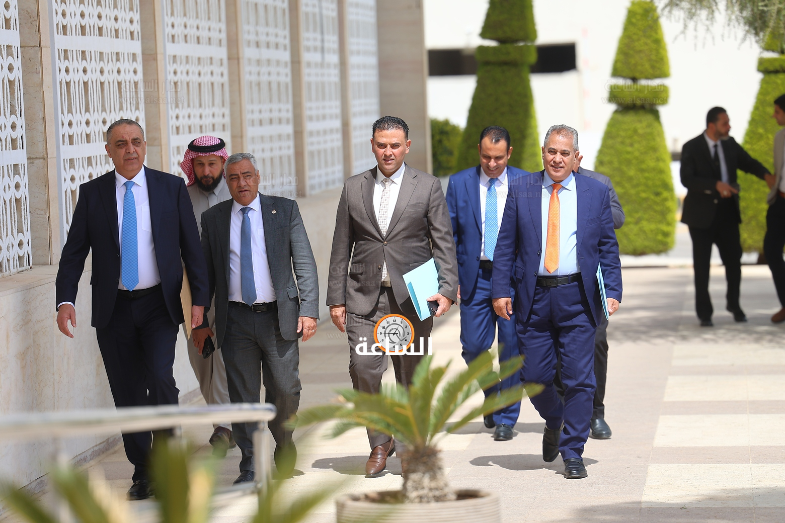 Madar Al-Saa Images 0.3480946464921405