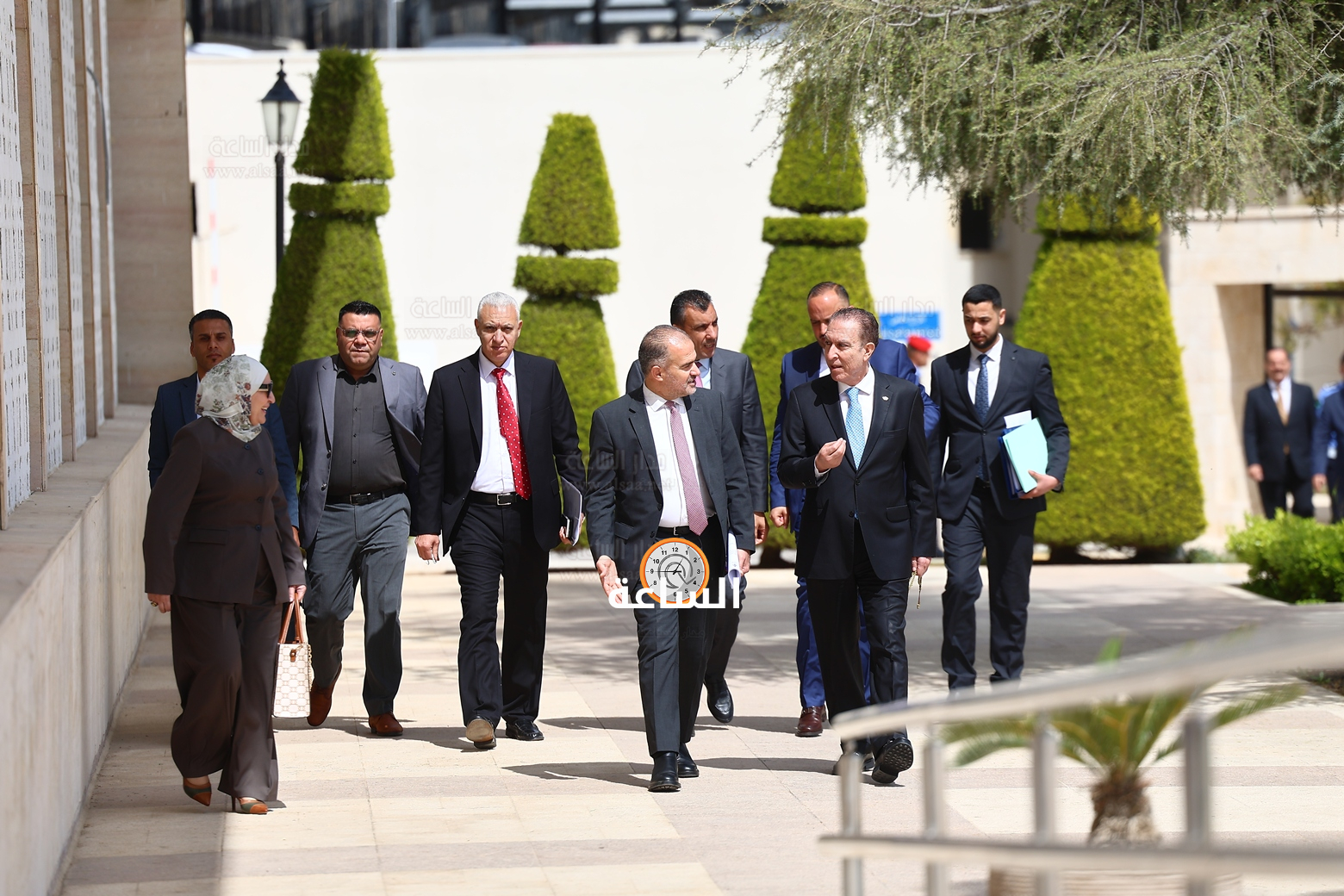 Madar Al-Saa Images 0.430317636501203