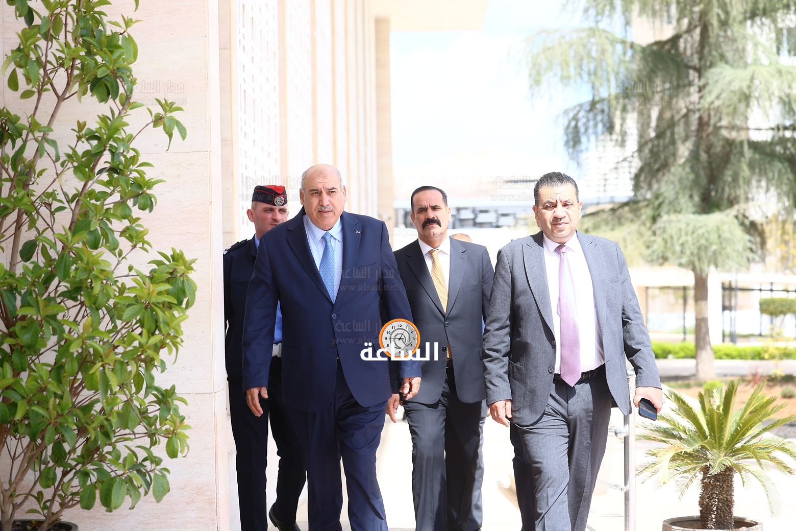 Madar Al-Saa Images 0.6814854390476087