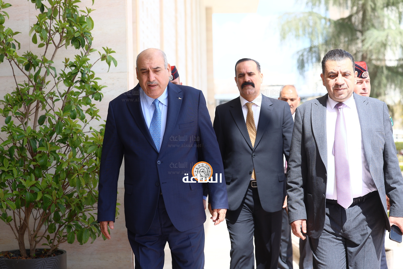 Madar Al-Saa Images 0.44763698869184476