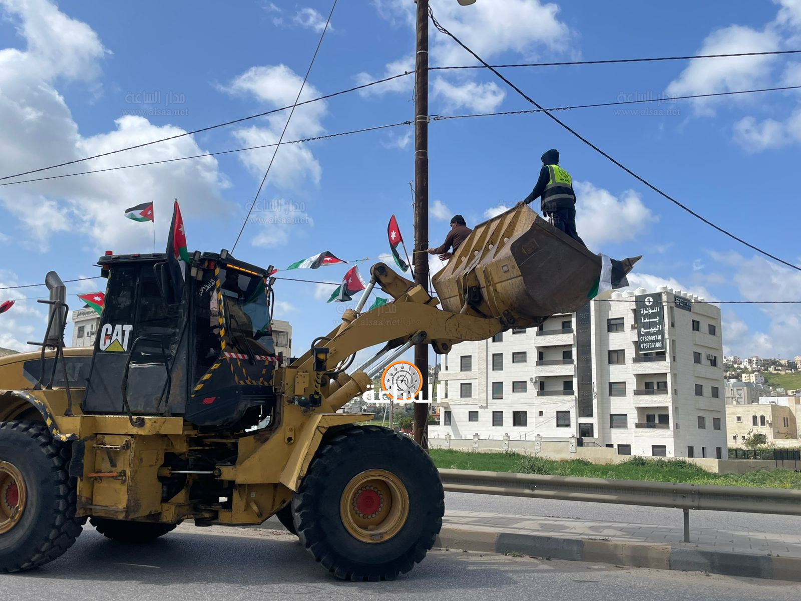 Madar Al-Saa Images 0.14863024809490077