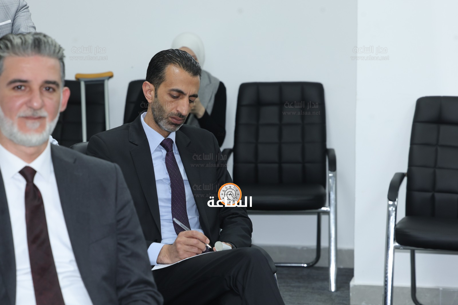 Madar Al-Saa Images 0.44411319710492747