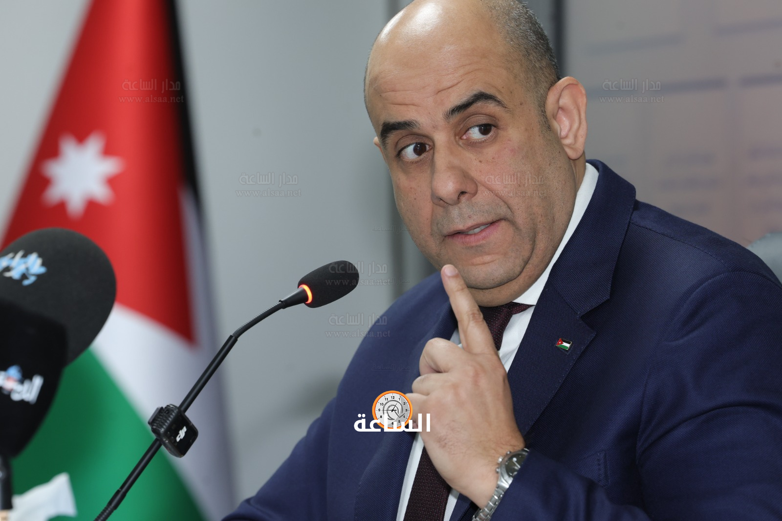 Madar Al-Saa Images 0.09247461856766426