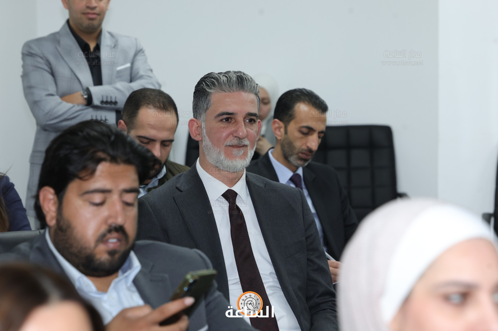 Madar Al-Saa Images 0.6388037022030848