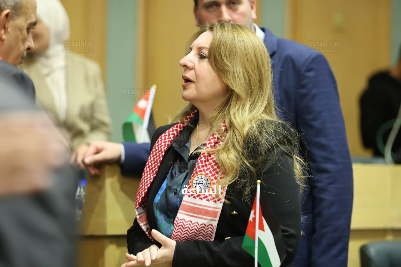 Madar Al-Saa Images 0.886422152948779