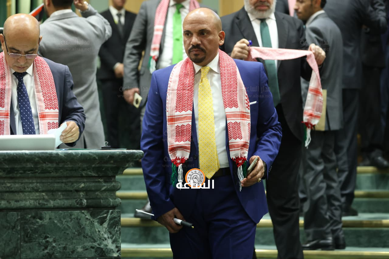 Madar Al-Saa Images 0.38858759581514124