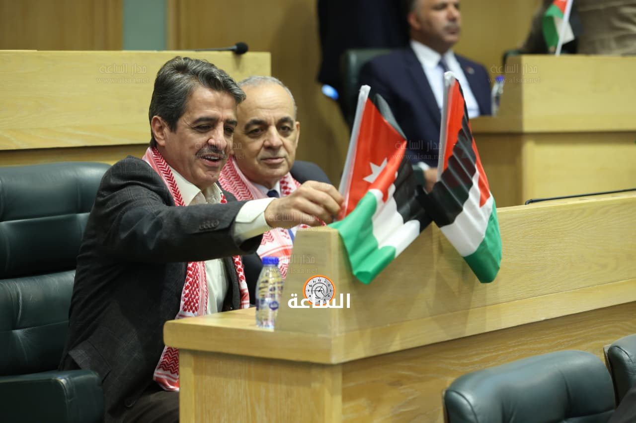 Madar Al-Saa Images 0.22819795235469997