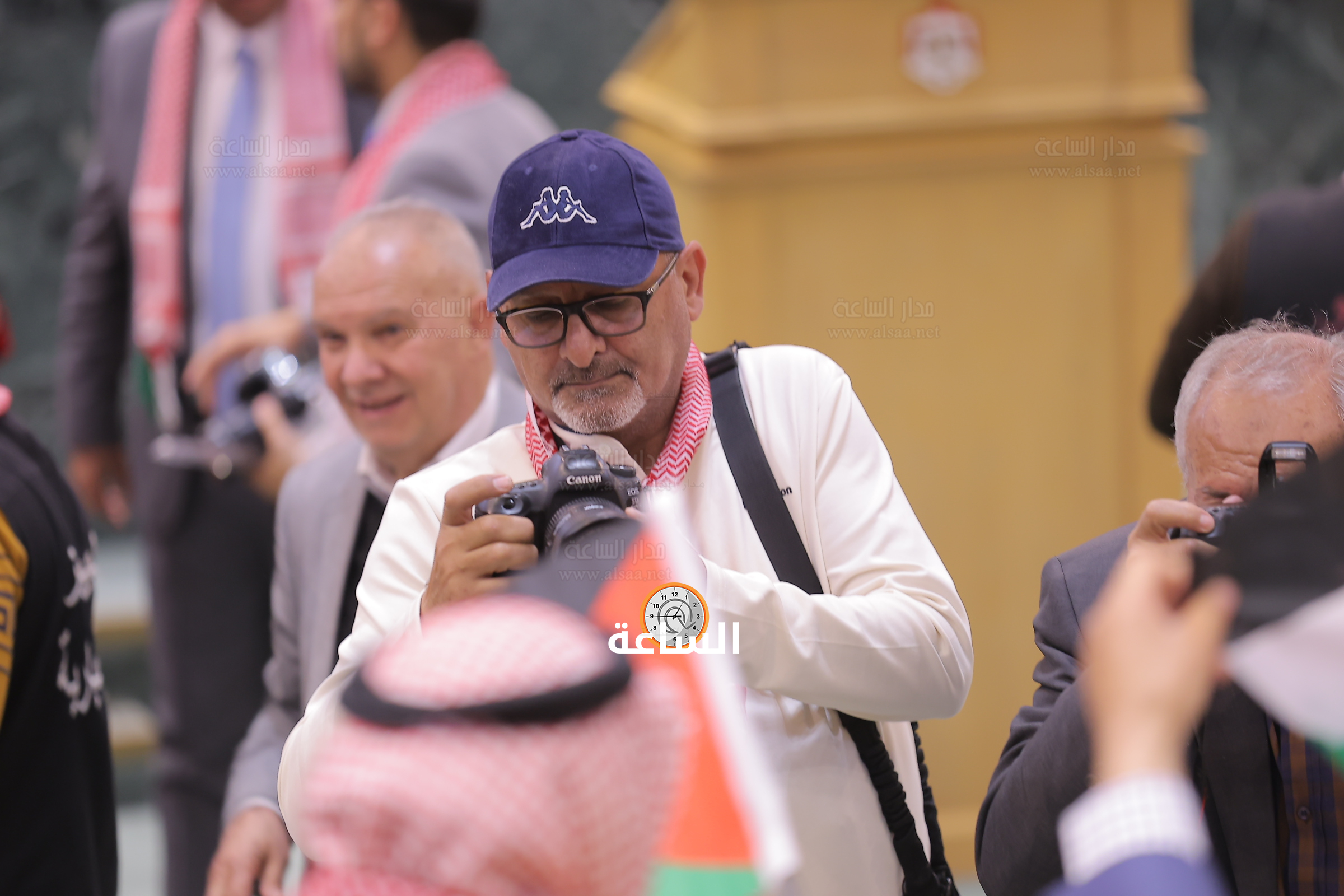 Madar Al-Saa Images 0.918572359209403