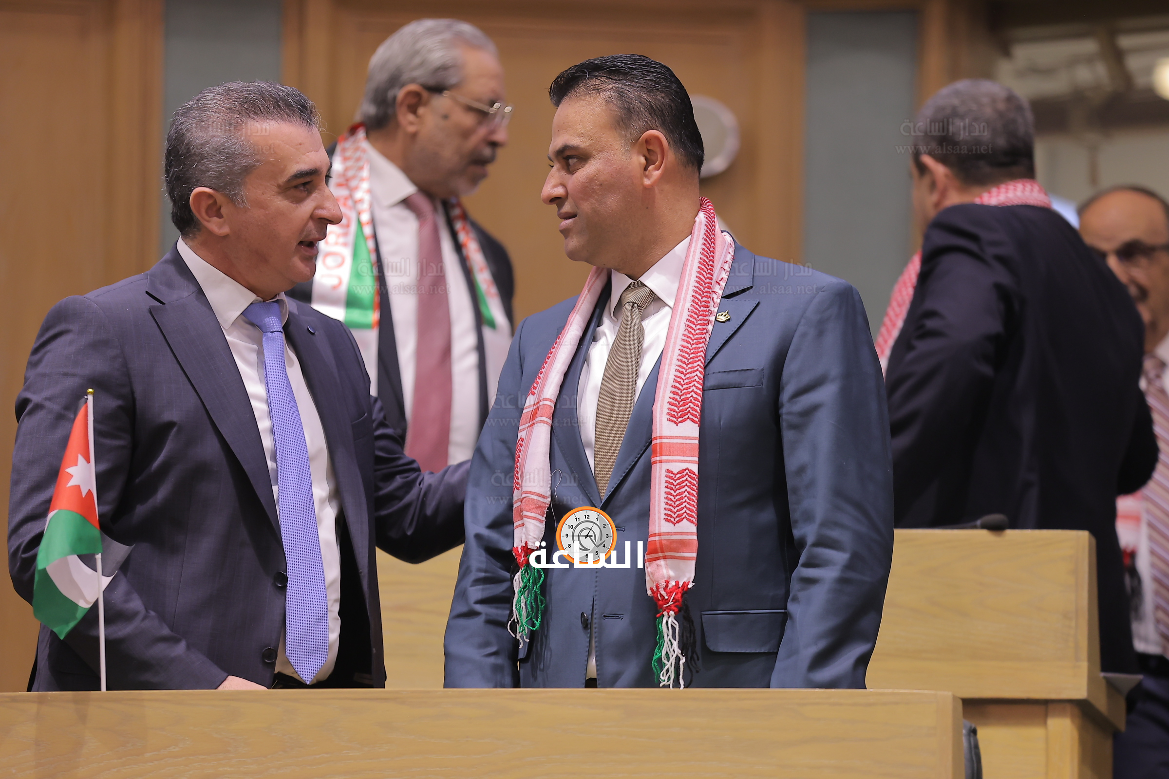 Madar Al-Saa Images 0.9633300530385496