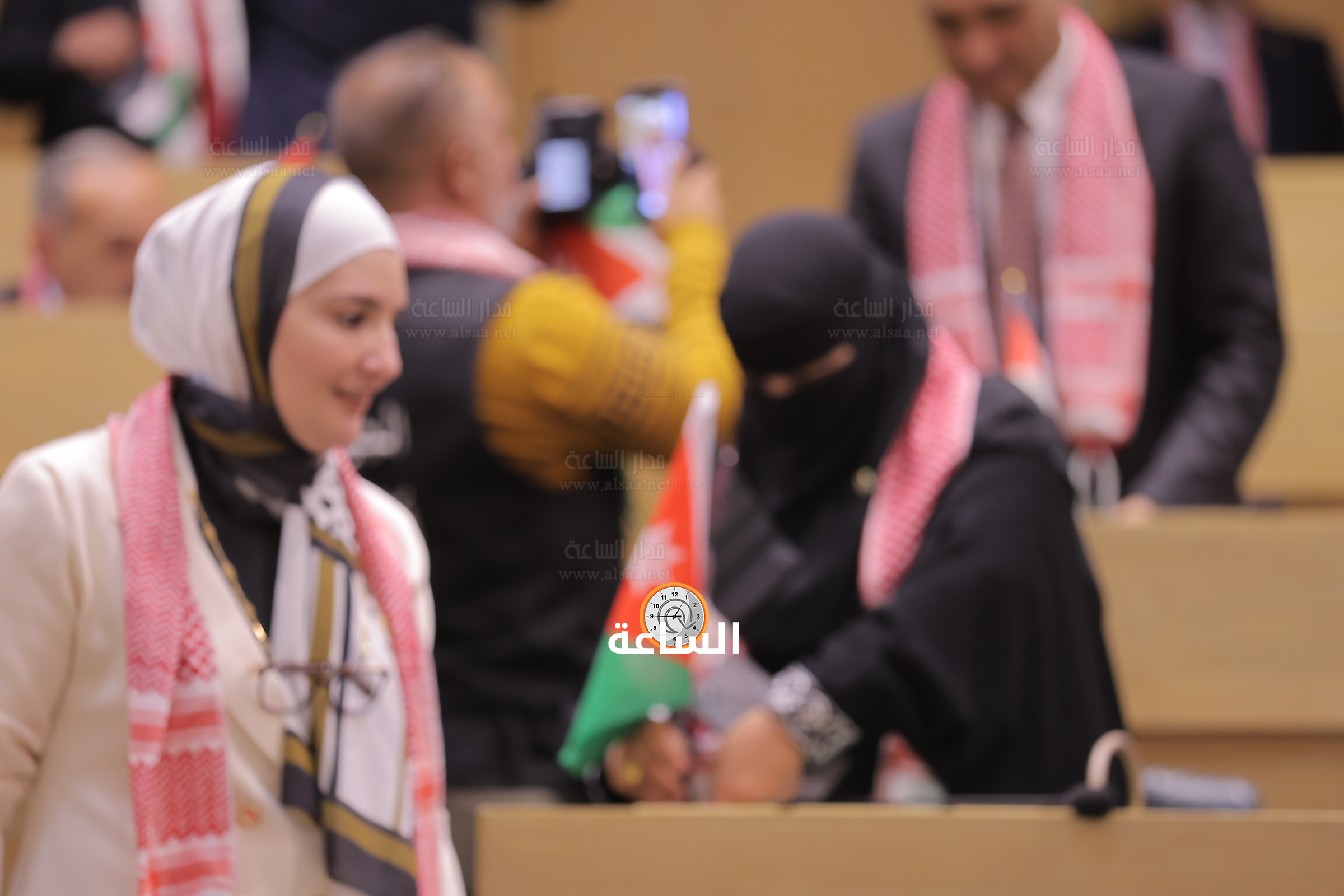 Madar Al-Saa Images 0.4757772581807811