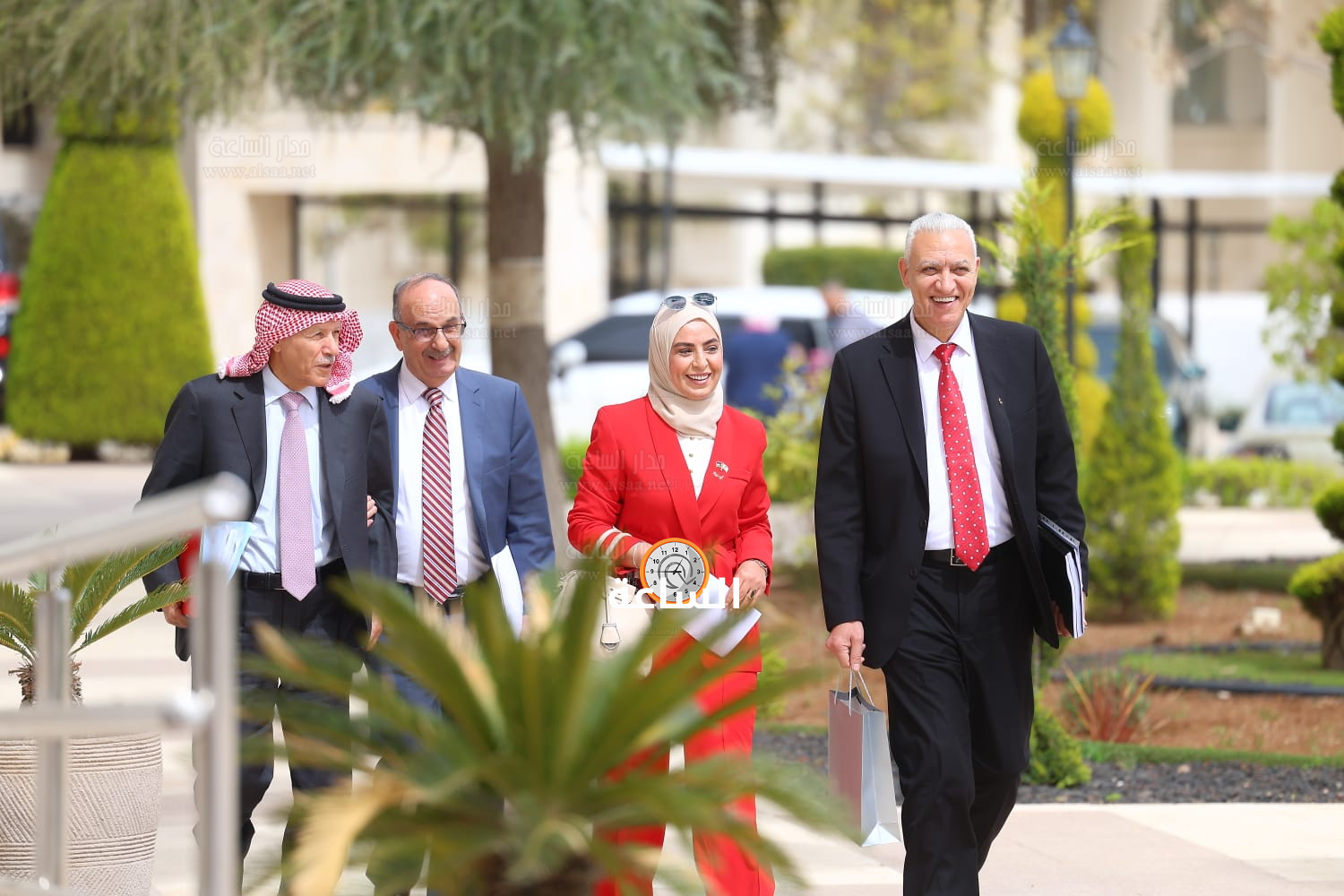 Madar Al-Saa Images 0.8945209649058071