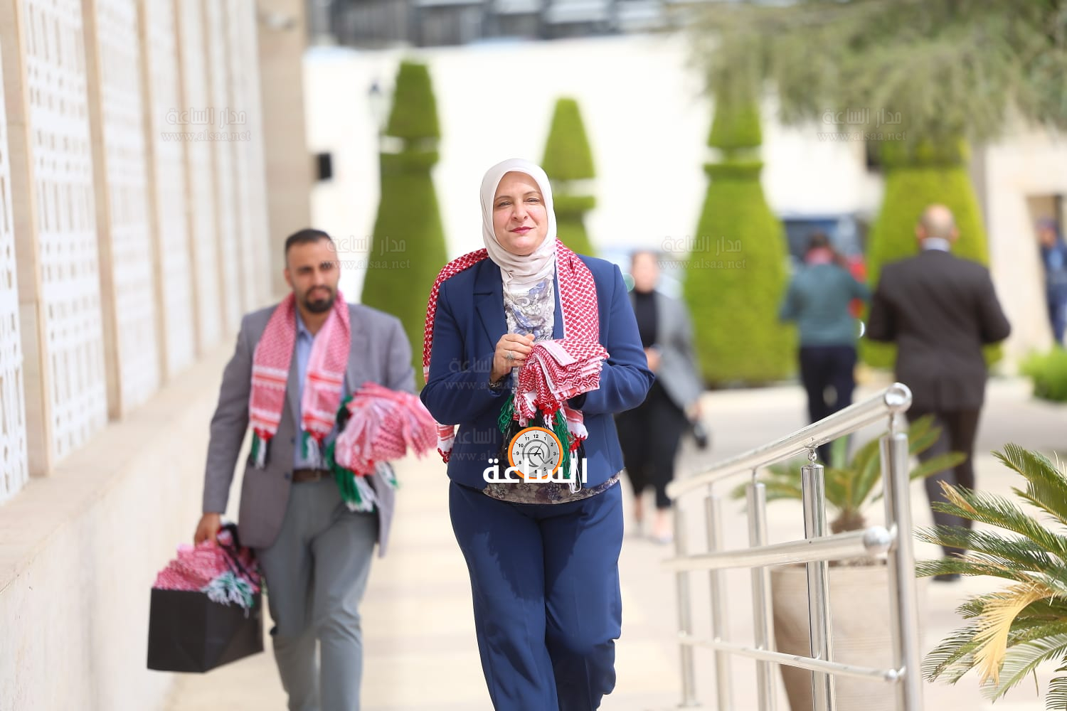 Madar Al-Saa Images 0.16742589792098694