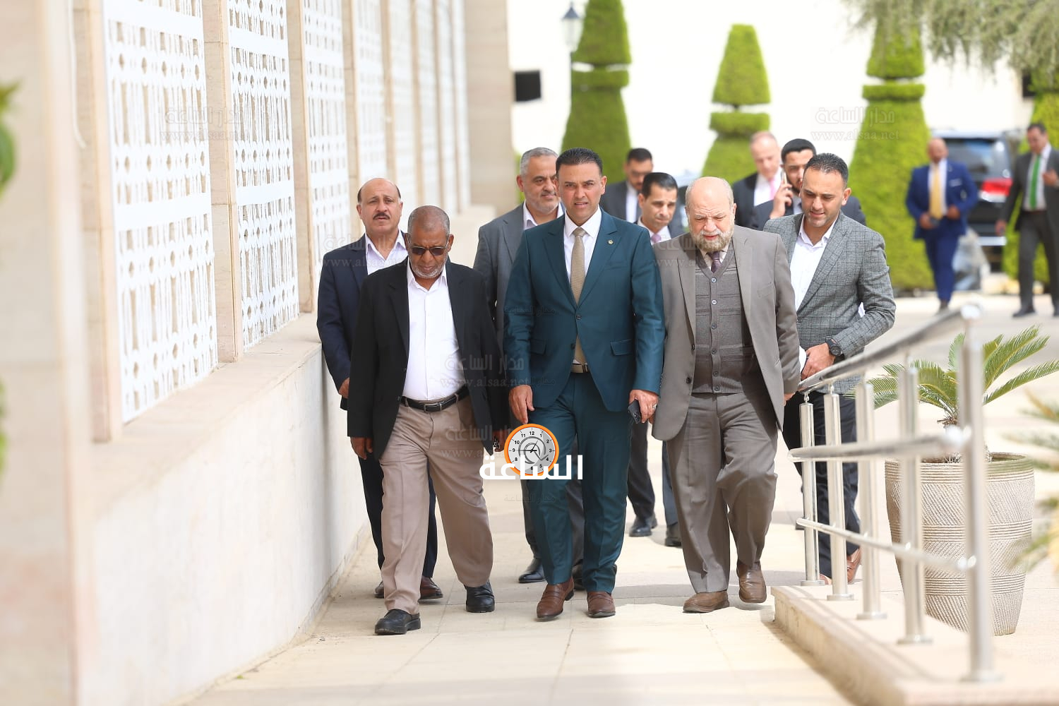 Madar Al-Saa Images 0.9317966582231987