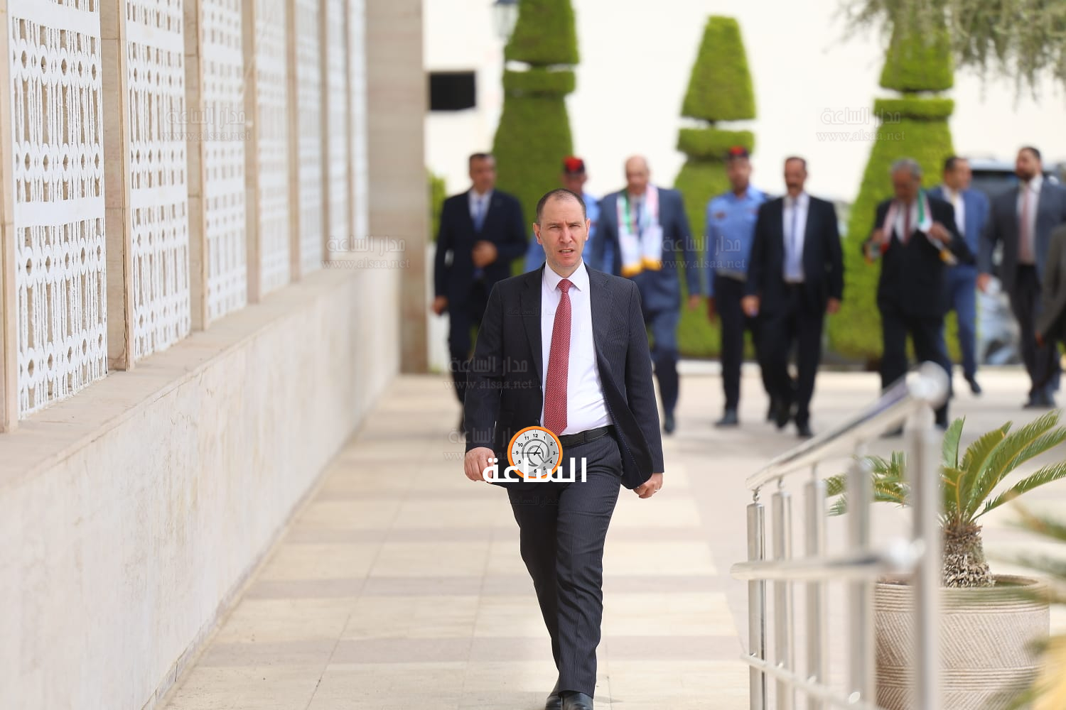 Madar Al-Saa Images 0.7197906549356663