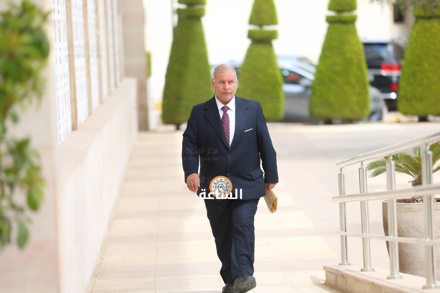 Madar Al-Saa Images 0.34256768873193233