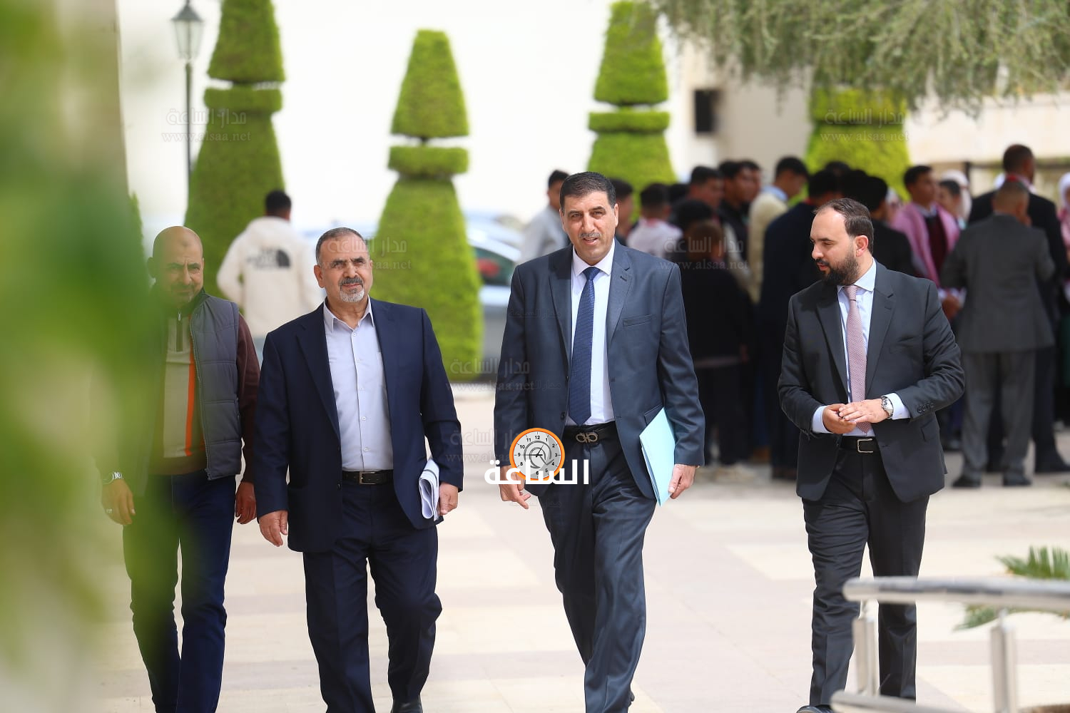 Madar Al-Saa Images 0.5344892352014291