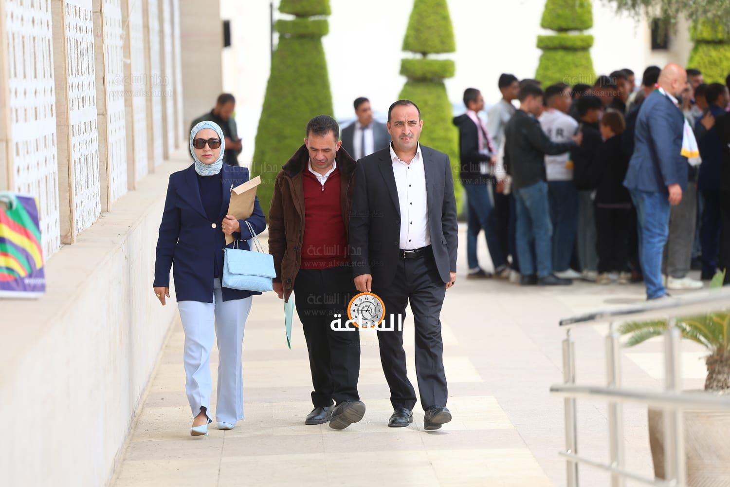 Madar Al-Saa Images 0.8733292360362236