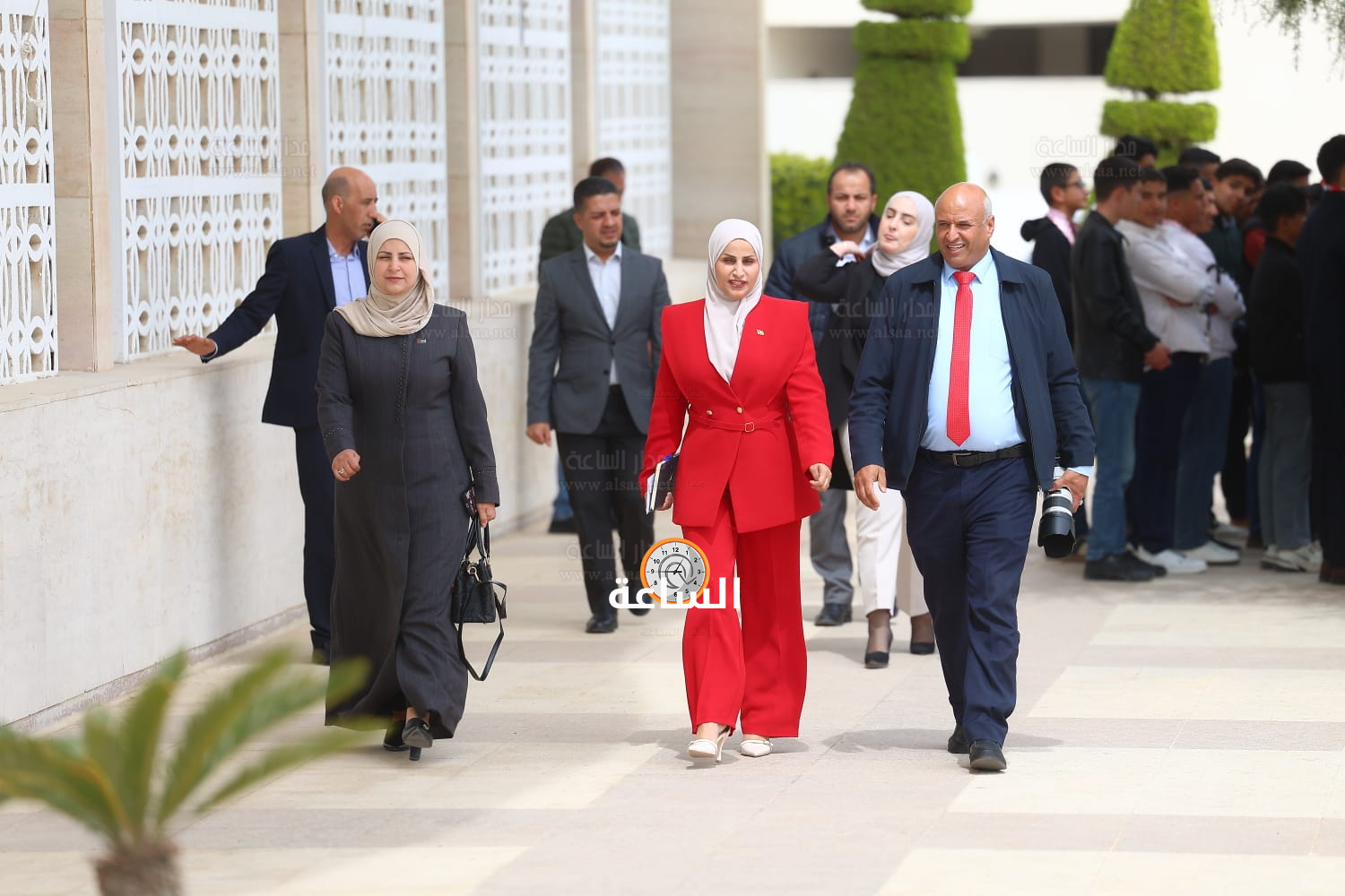 Madar Al-Saa Images 0.474196827551015