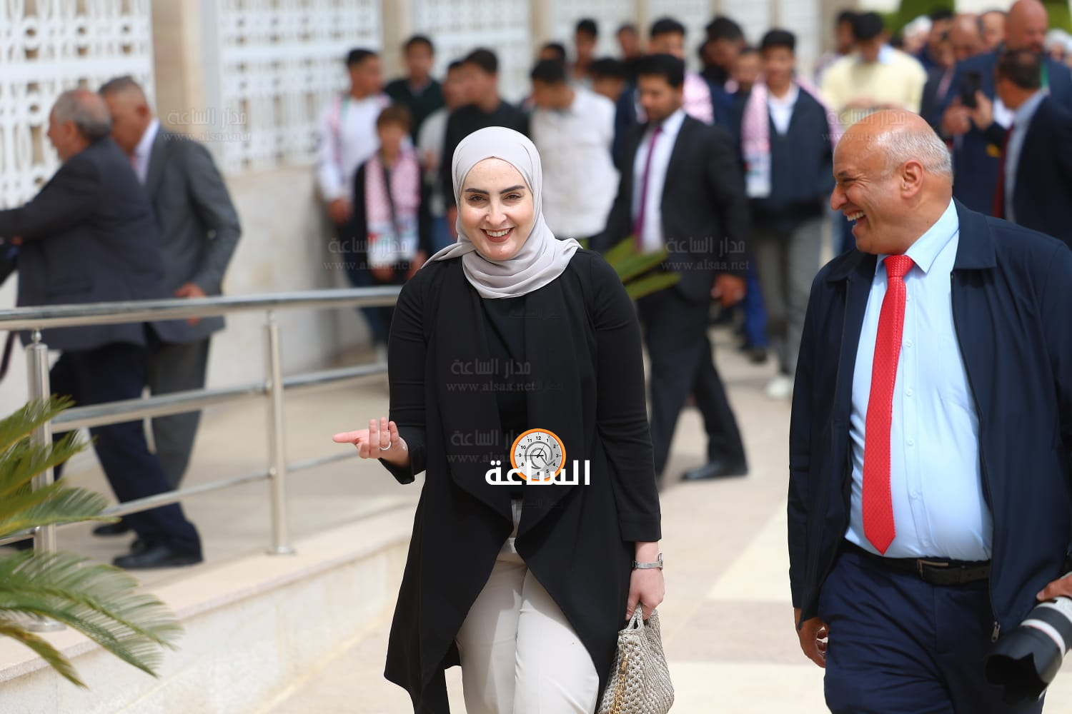 Madar Al-Saa Images 0.41140810005291184