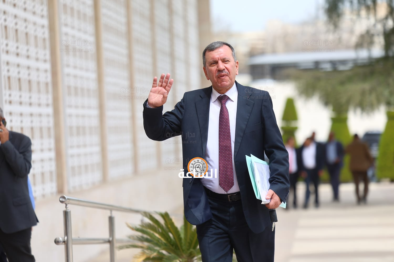 Madar Al-Saa Images 0.8568760259221834